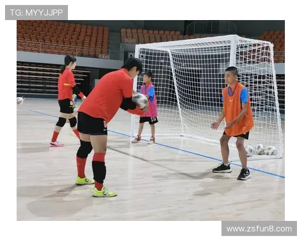 提升足球技术与力量的踢墙训练套装 助力快速提升球技与体能