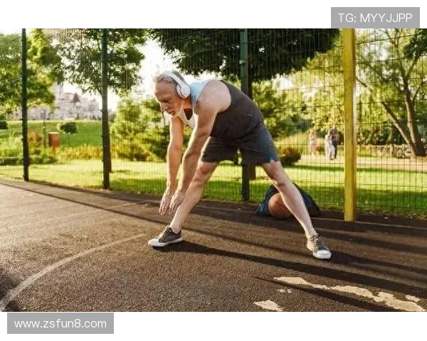 足球冲刺后腿部发沉的原因及有效缓解提升速度的实用训练建议